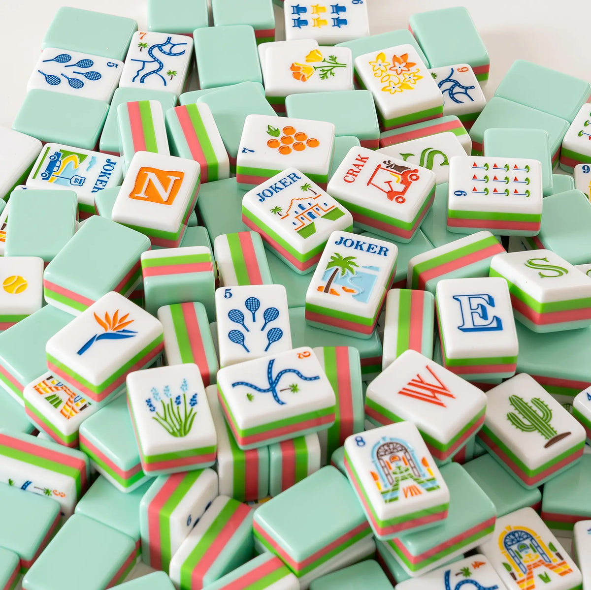 Palm Springs Estate Mahjong Set