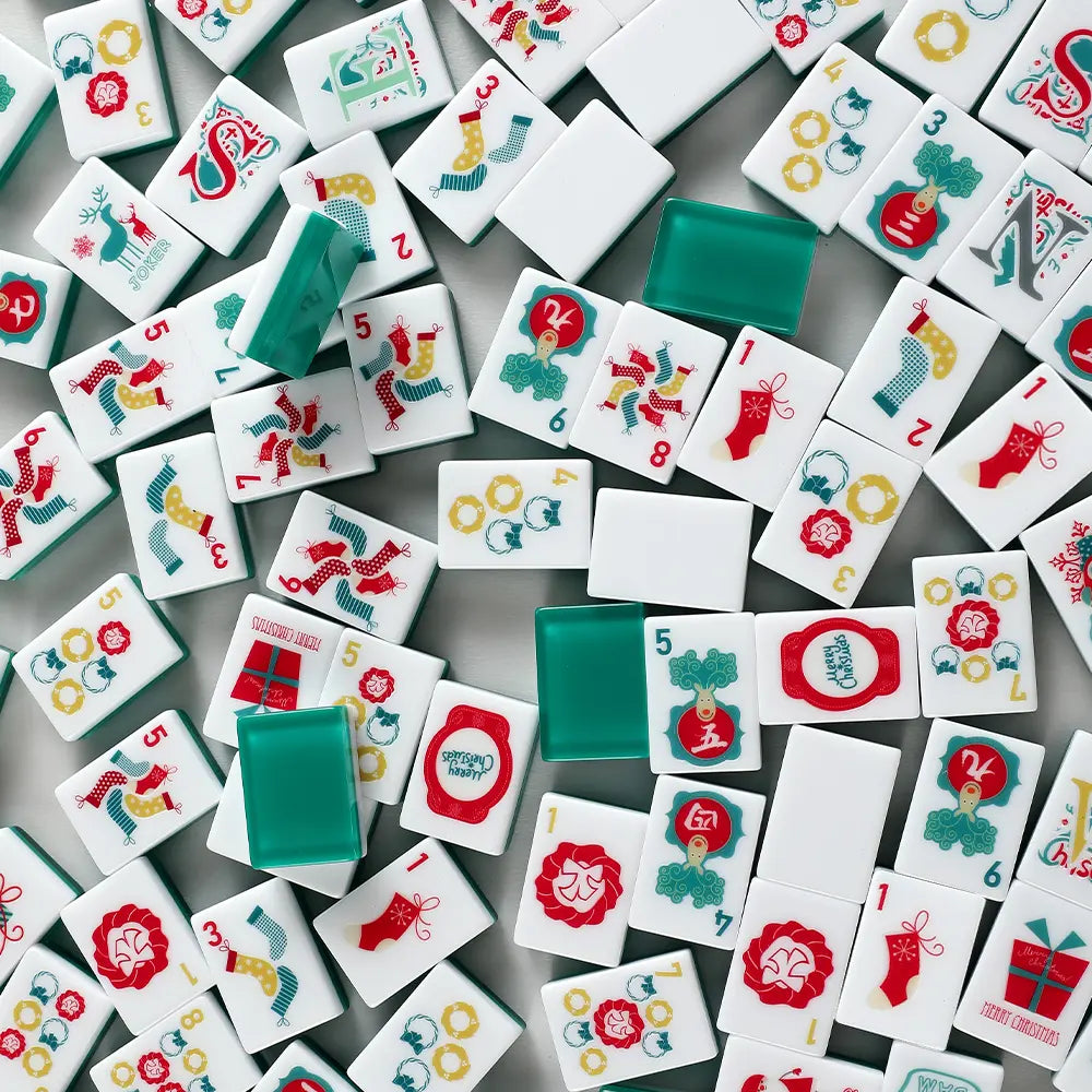 Teal Reindeer Wreath Christmas Mahjong Set