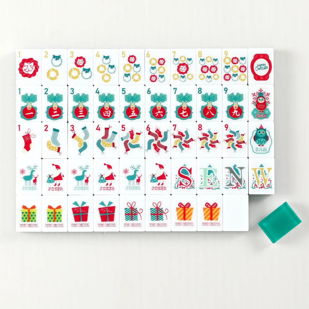 Teal Reindeer Wreath Christmas Mahjong Set